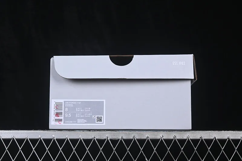 All categories Nk Air Force 1 Air Force series Nk Air Force 1 Low Air Force low-top DC version Nike Air Force 1'07 Low all-white top layer Air Force 1 low-top casual sneakers CW2288-111